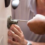 Reasons Why You Need To Call a Locksmith Service?